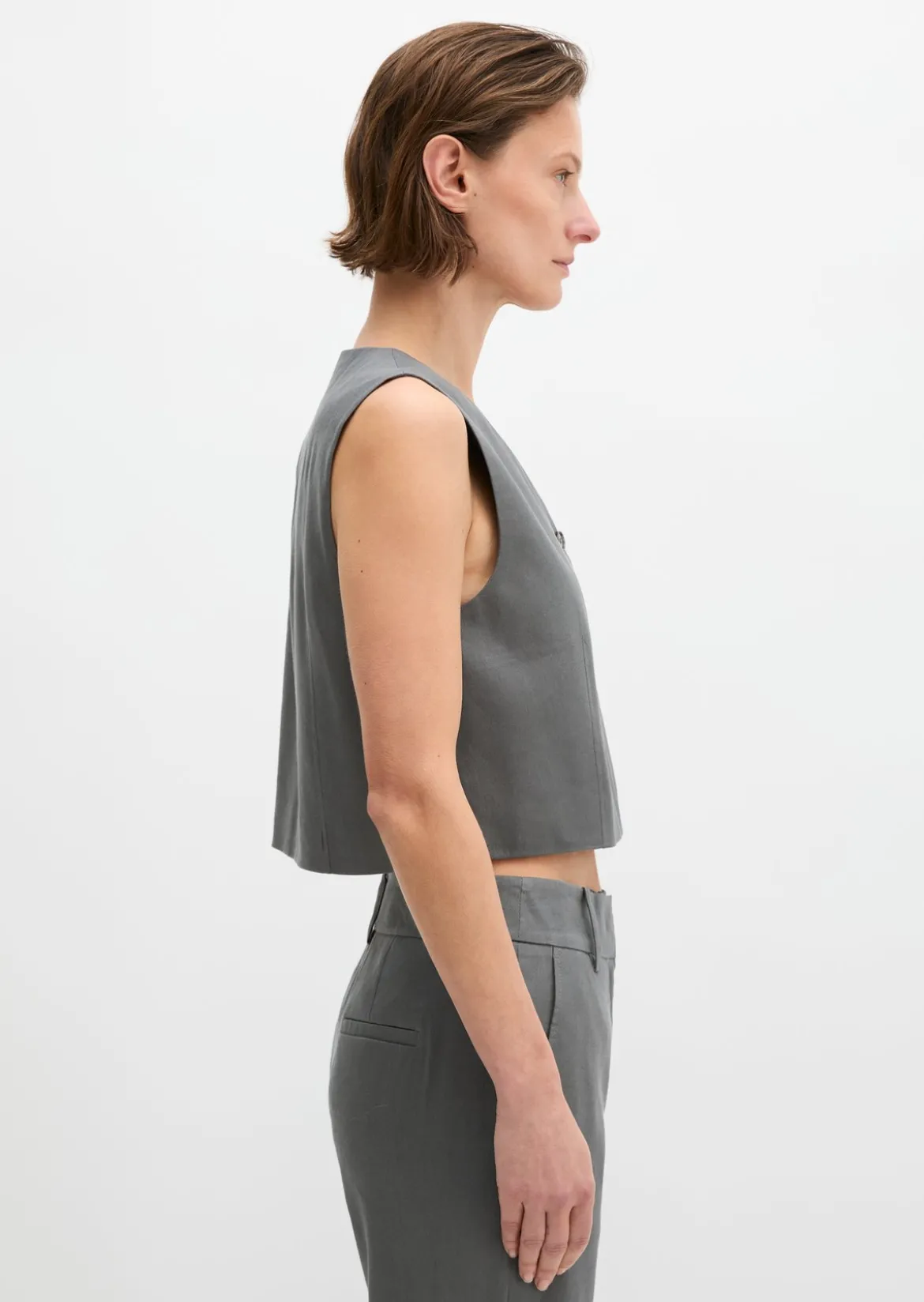 Anzugweste cropped aus Viskose-Leinen-Stretch