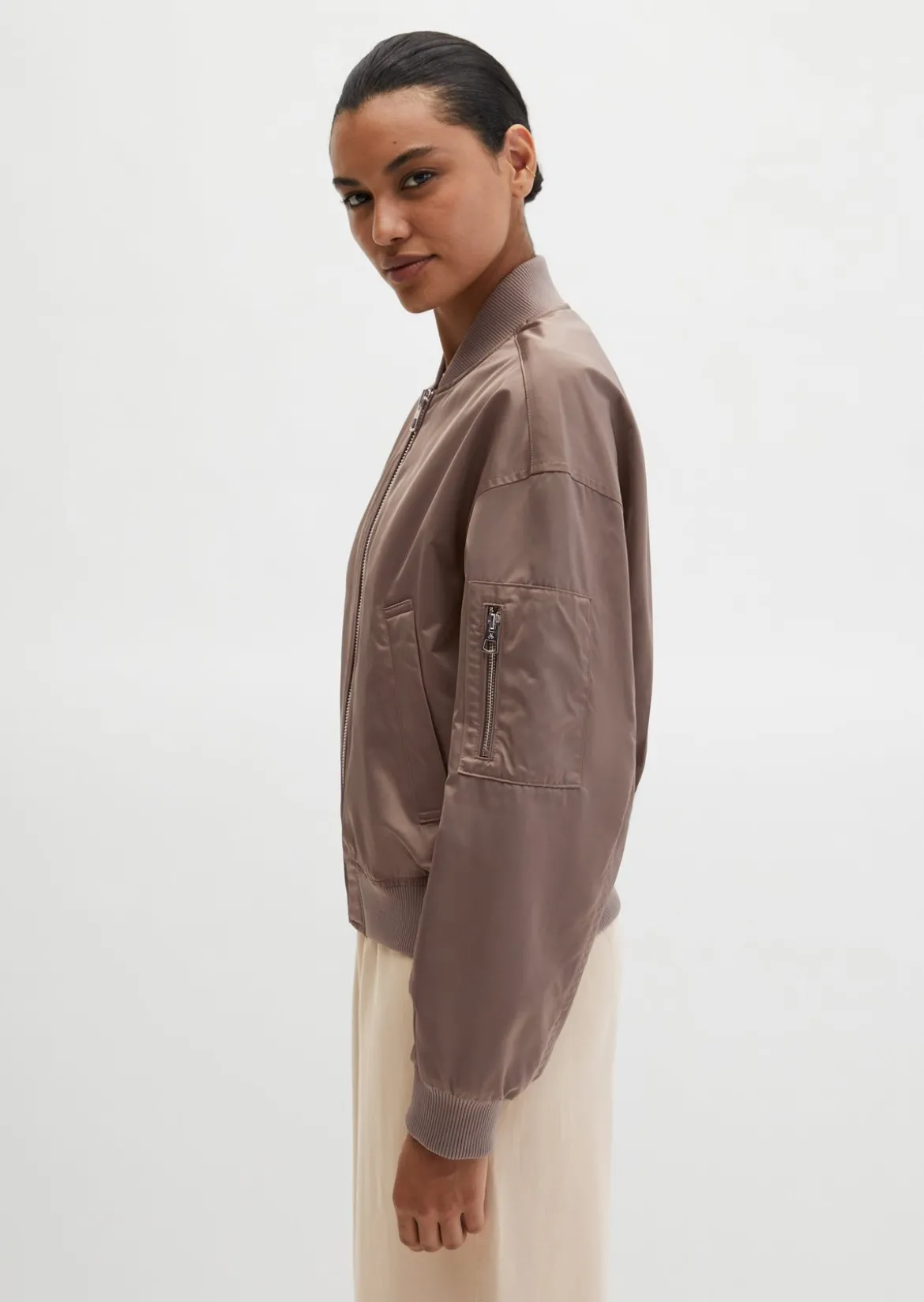 Blouson im Aviator-Stil regular aus recyceltem Shiny-Polyester-Twill