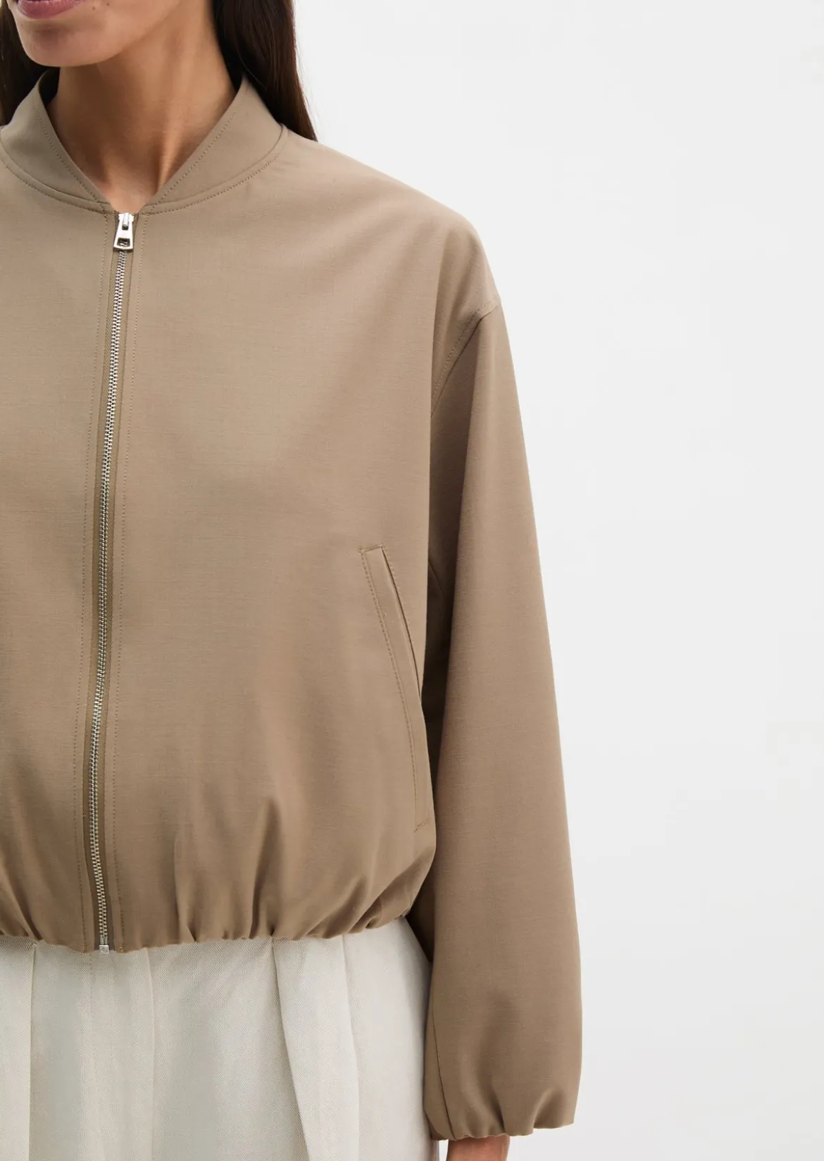 Blouson shaped cropped aus Technical Wool Blend