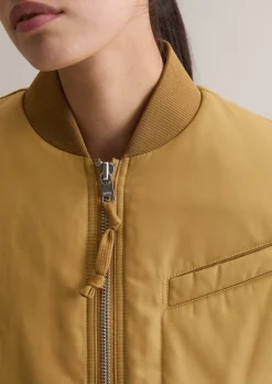 Blouson-Weste im Aviator-Stil relaxed cropped aus recyceltem Polyester