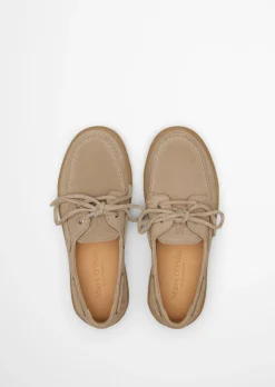 Bootsschuh Model Kara aus weichem Veloursleder
