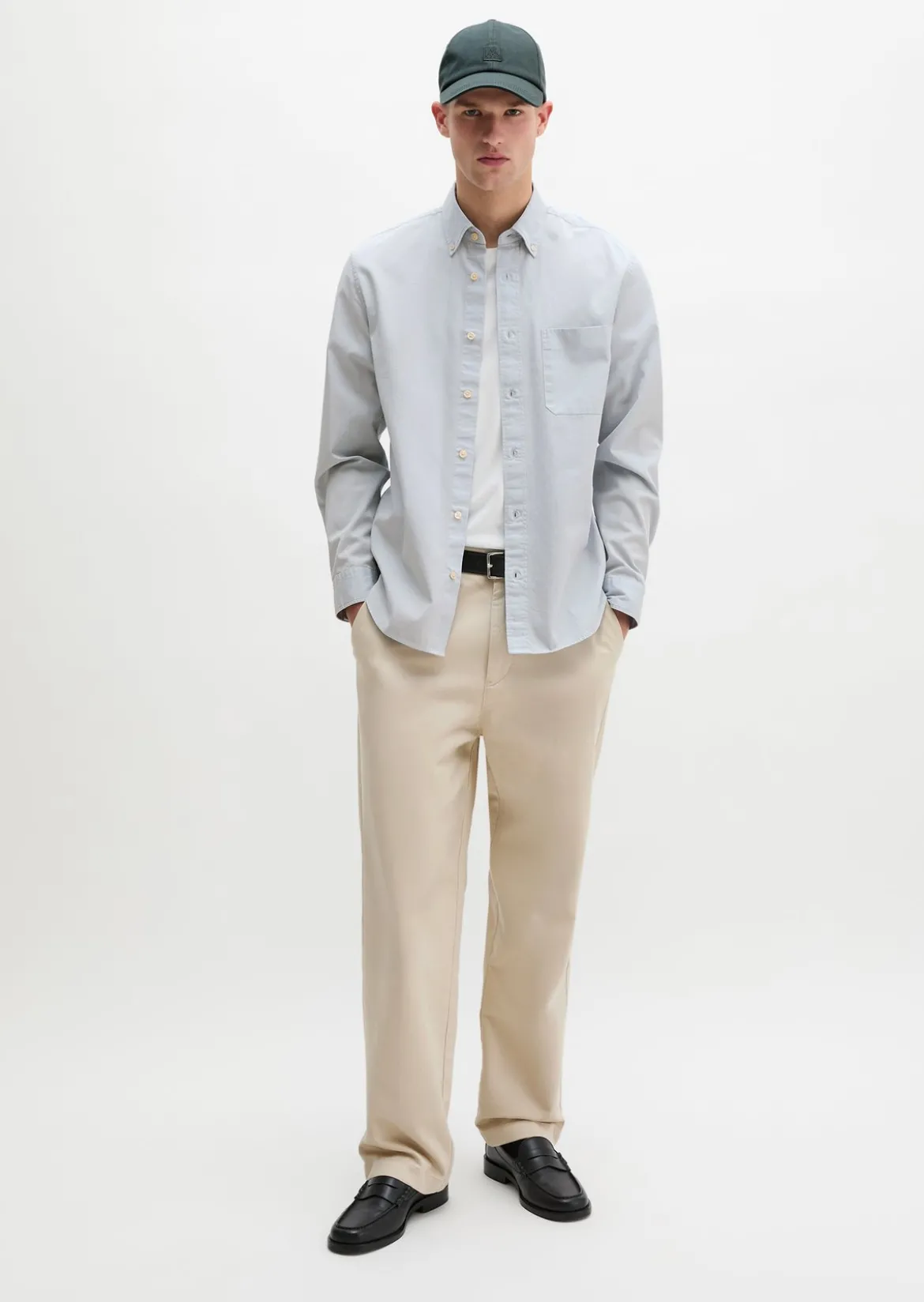 Button-Down-Hemd regular mit recycelter Baumwolle