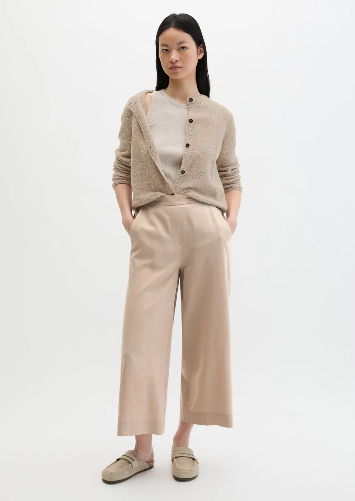 Cardigan regular aus Bouclé-Garn