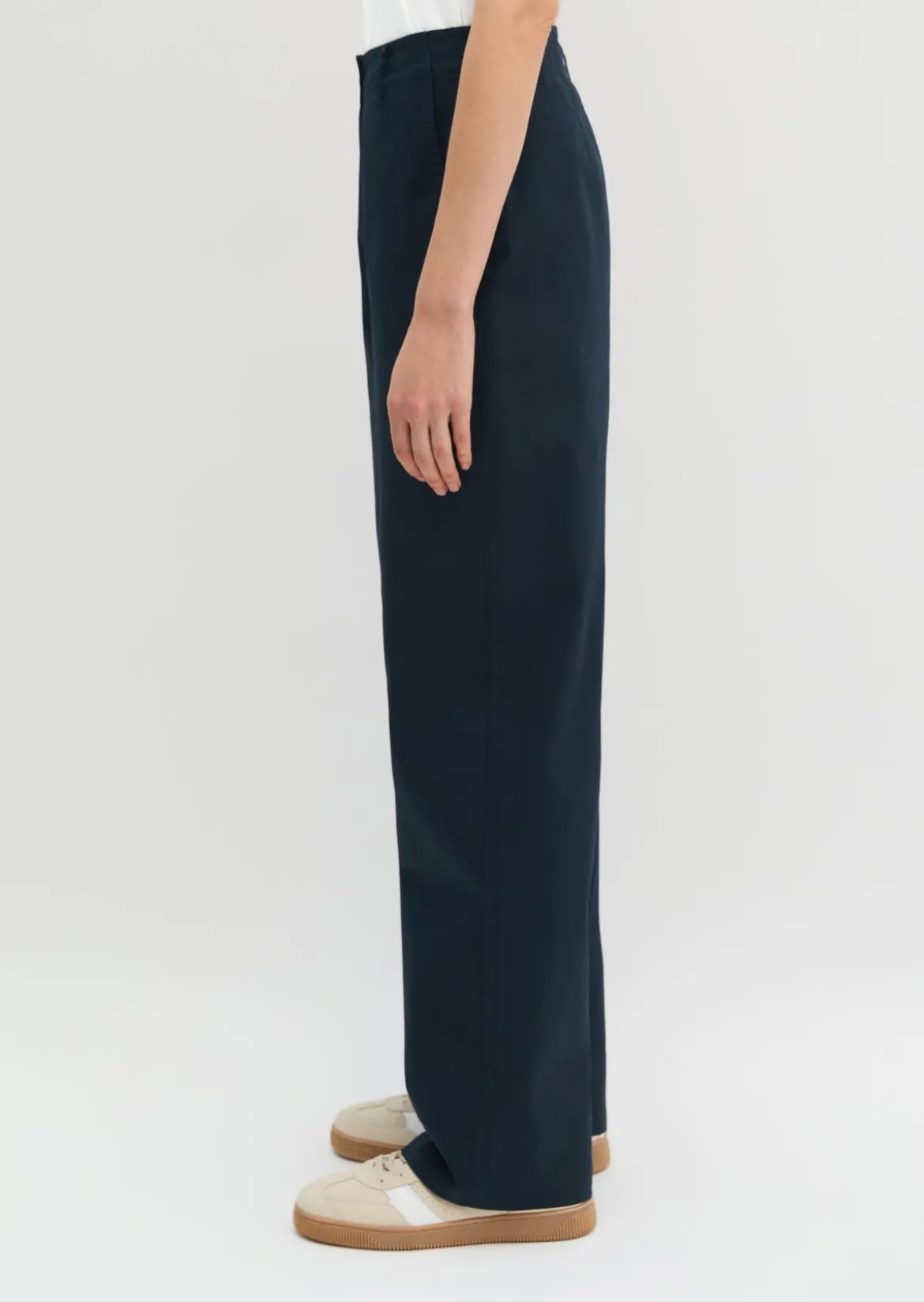 Chino Model Lande wide aus stretchigem Organic Cotton-Twill