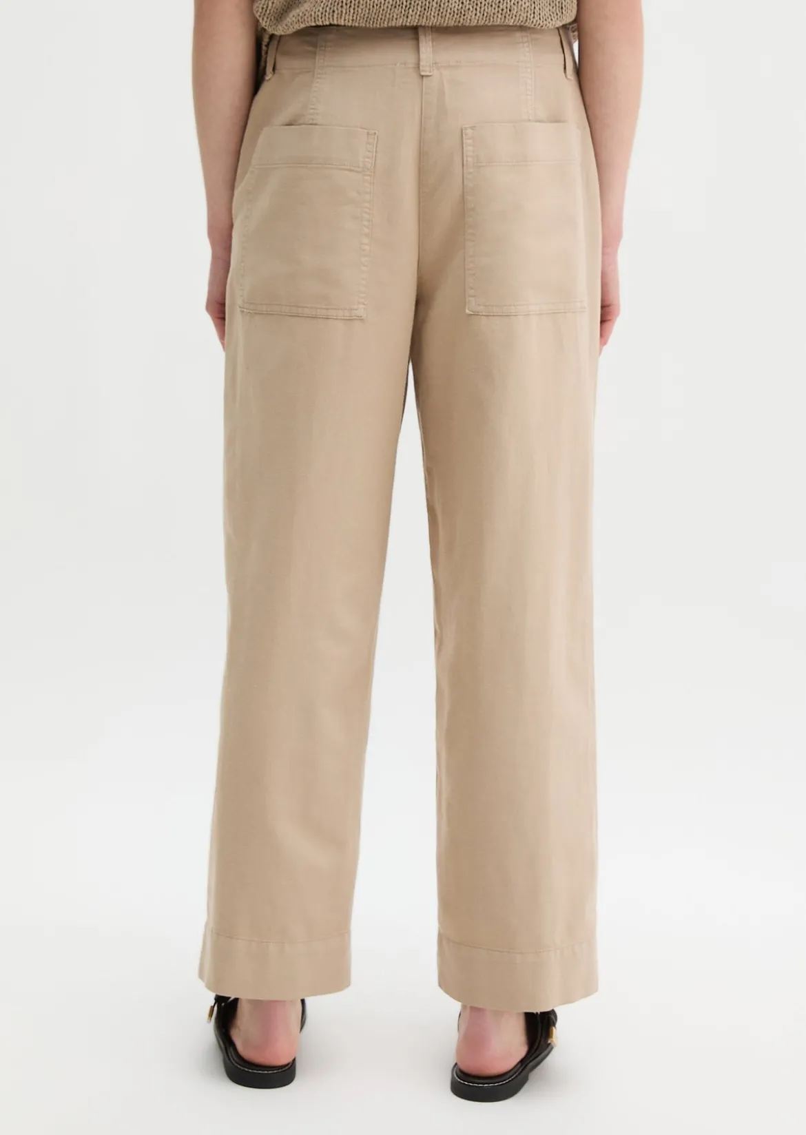 Chino Model Lande wide aus Organic Cotton-Lyocell-Leinen-Mix