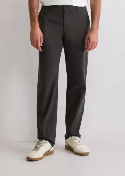 Chino Model Osby tapered aus hochwertigem Bio-Baumwoll-Mix