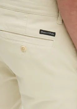 Chino Model Stig shaped aus Bio-Baumwoll-Mix