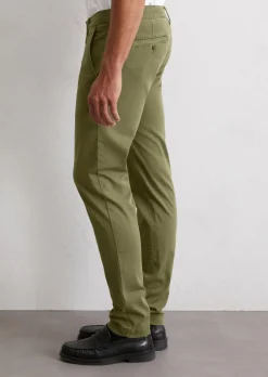 Chino Model Stig shaped aus Bio-Baumwoll-Mix