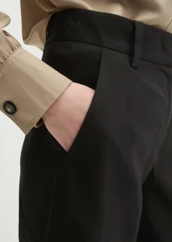 Chino-Shorts flared aus Viskose-Leinen-Stretch