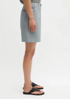 Chino-Shorts Model Lande wide aus Organic Cotton-Lyocell-Leinen-Mix