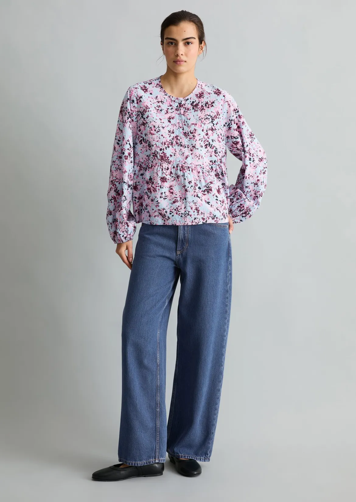 Crinkle-Bluse relaxed aus bedrucktem Viskose-Mix