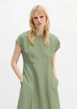 Crinkle-Kleid regular aus Viskose-Mix