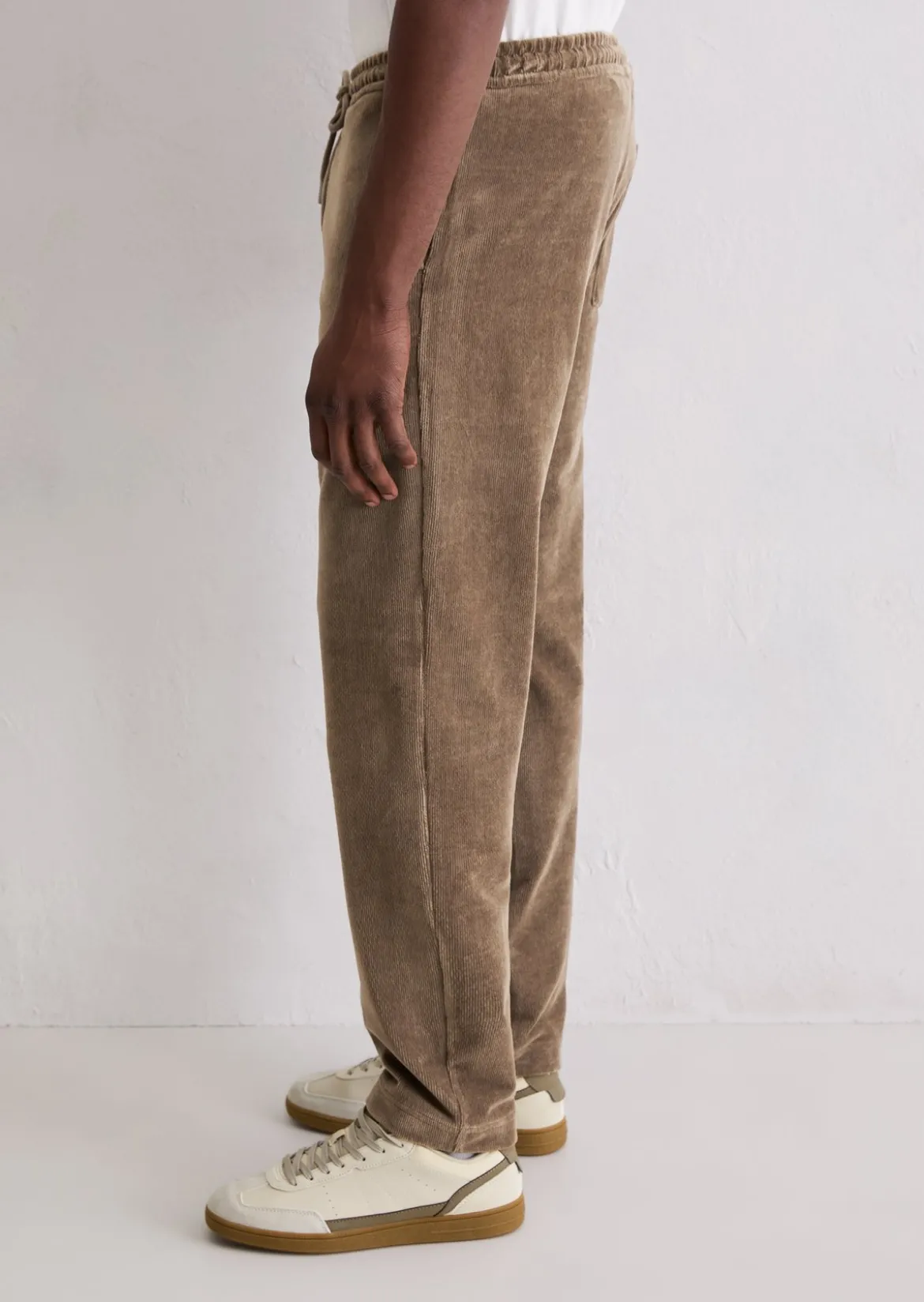 DfC Cord-Sweathose regular aus Bio-Baumwolle mit Rippstruktur