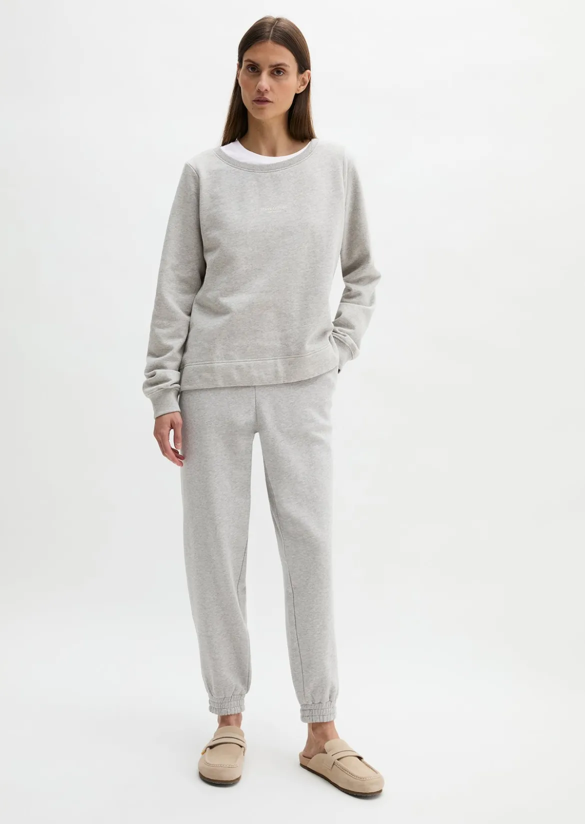 DfC Sweatshirt relaxed garment-dyed mit gepeachter Oberfläche