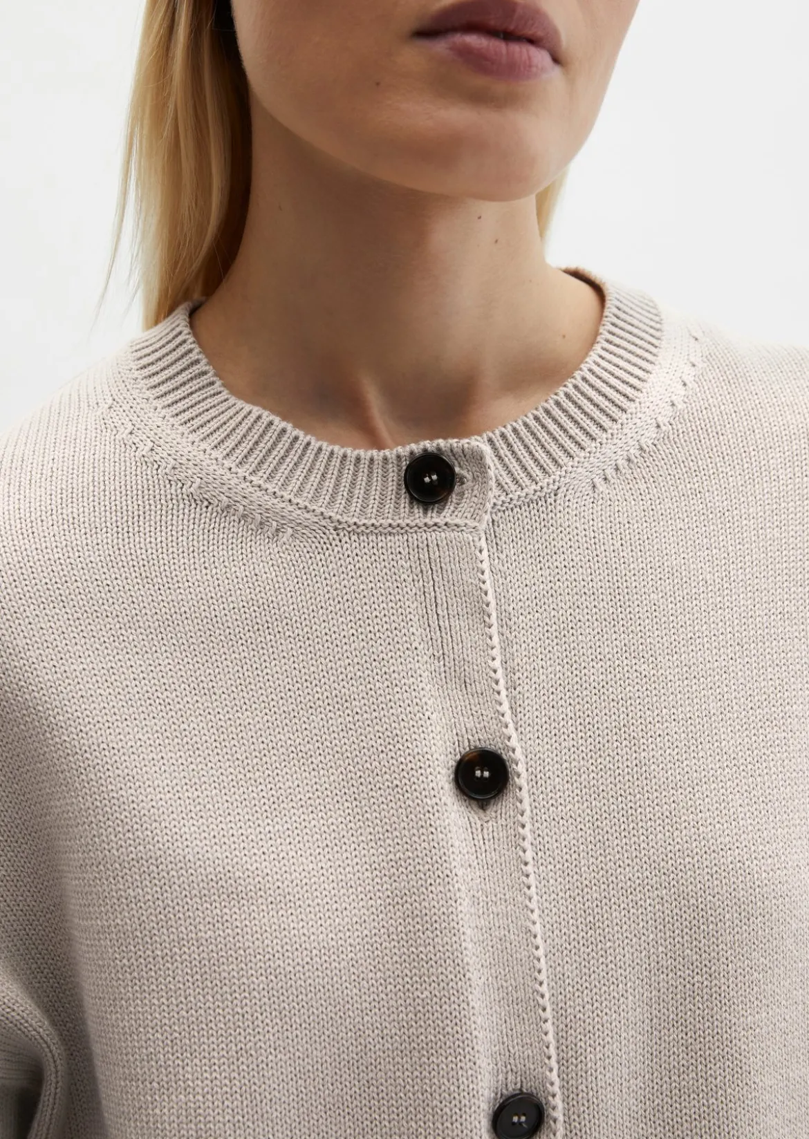 DfC V-Neck-Cardigan oversized aus Organic-Cotton-Garn