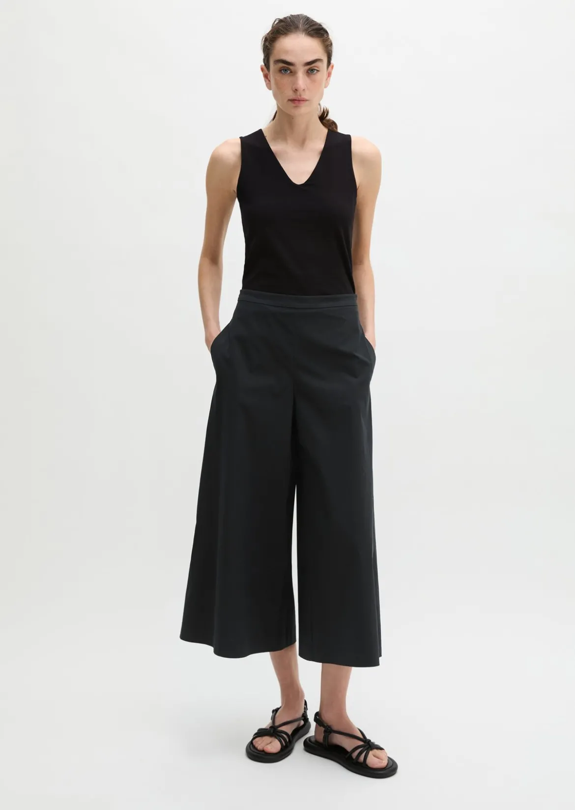 DfC V-Neck-Top slim aus weichem Stretch-Jersey