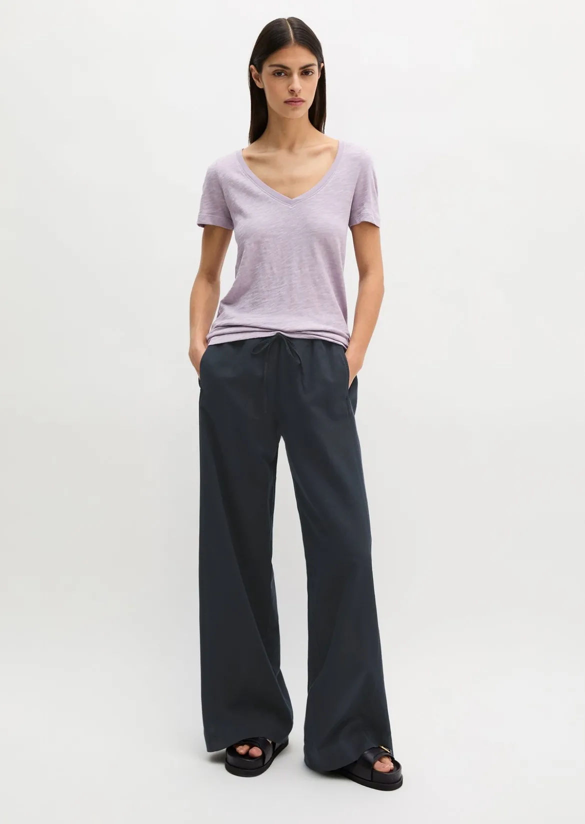 DfC V-Neck-T-Shirt regular aus Slub-Jersey