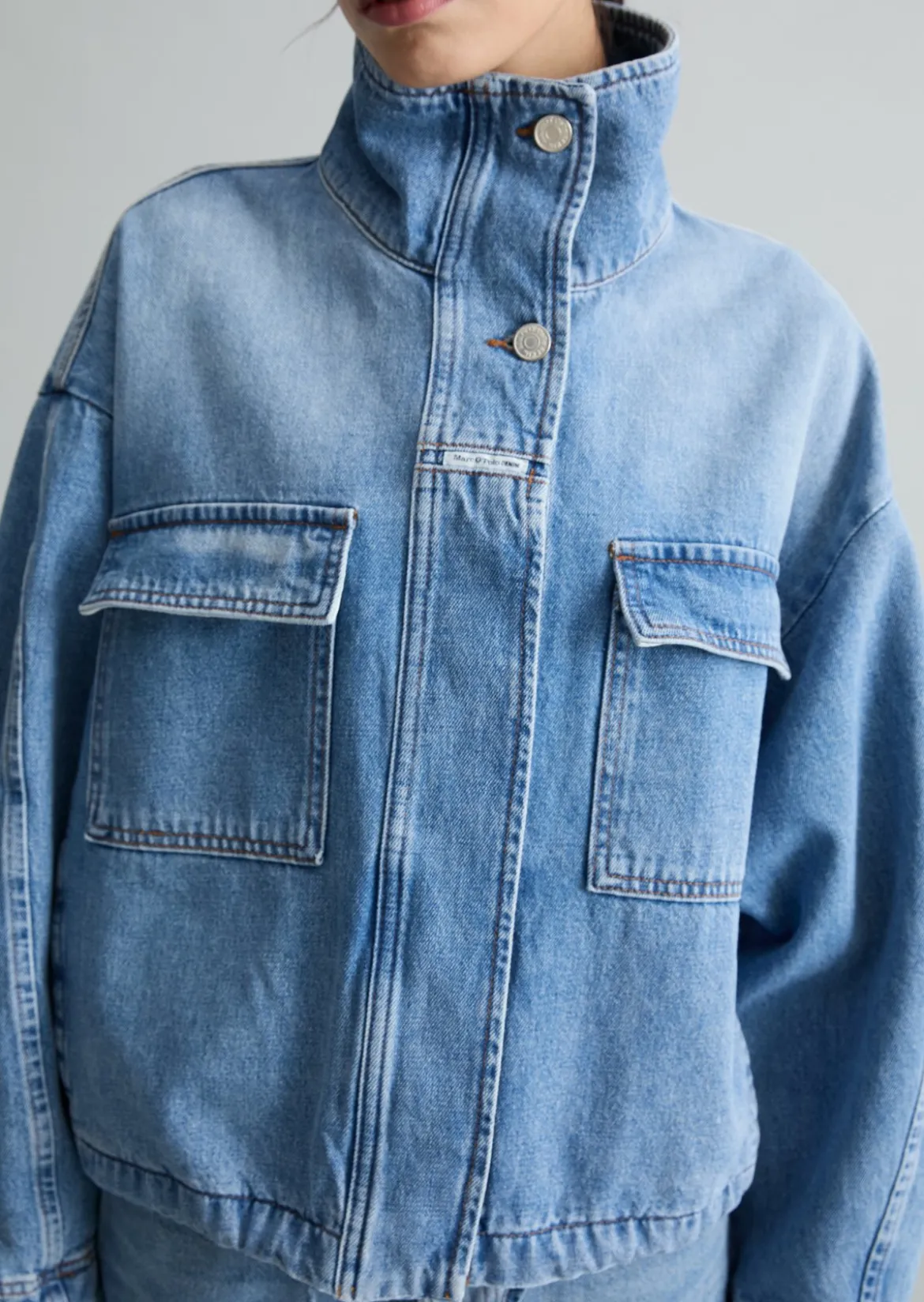 Funnel-Neck-Jeansblouson oversize mit Ananasblattfasern