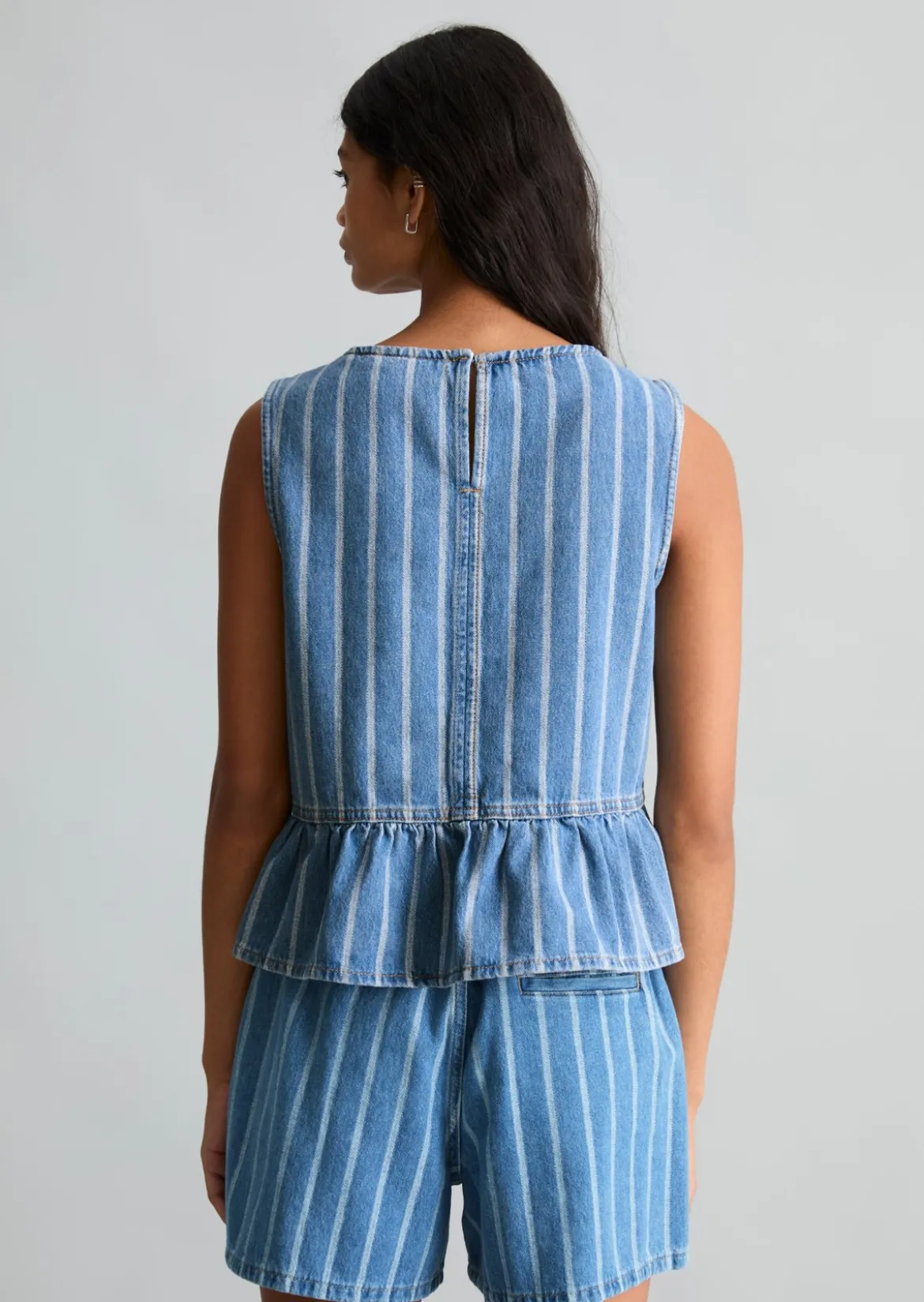 Gestreifte Jeans-Volant-Bluse relaxed aus reinem Organic Cotton