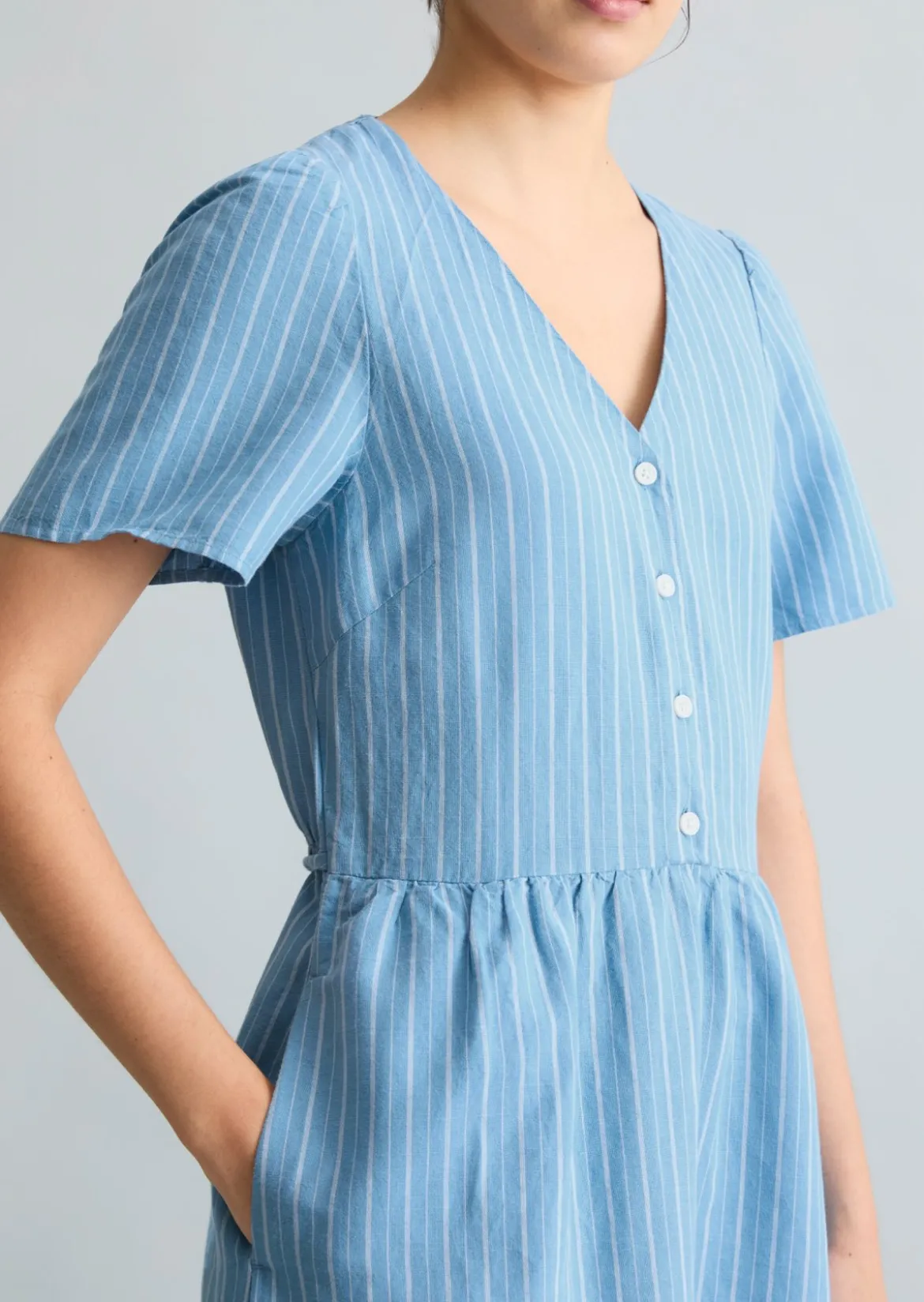 Gestreiftes Kleid regular aus Leinen-Baumwolle-Mix