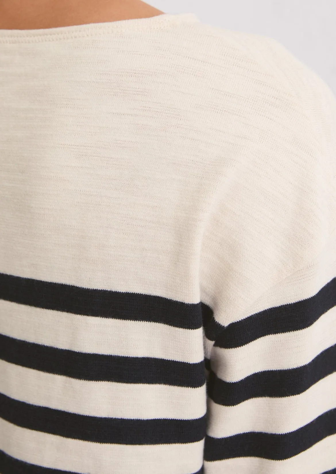 Gestreiftes Longsleeve relaxed aus garngefärbtem Heavy-Slub-Jersey