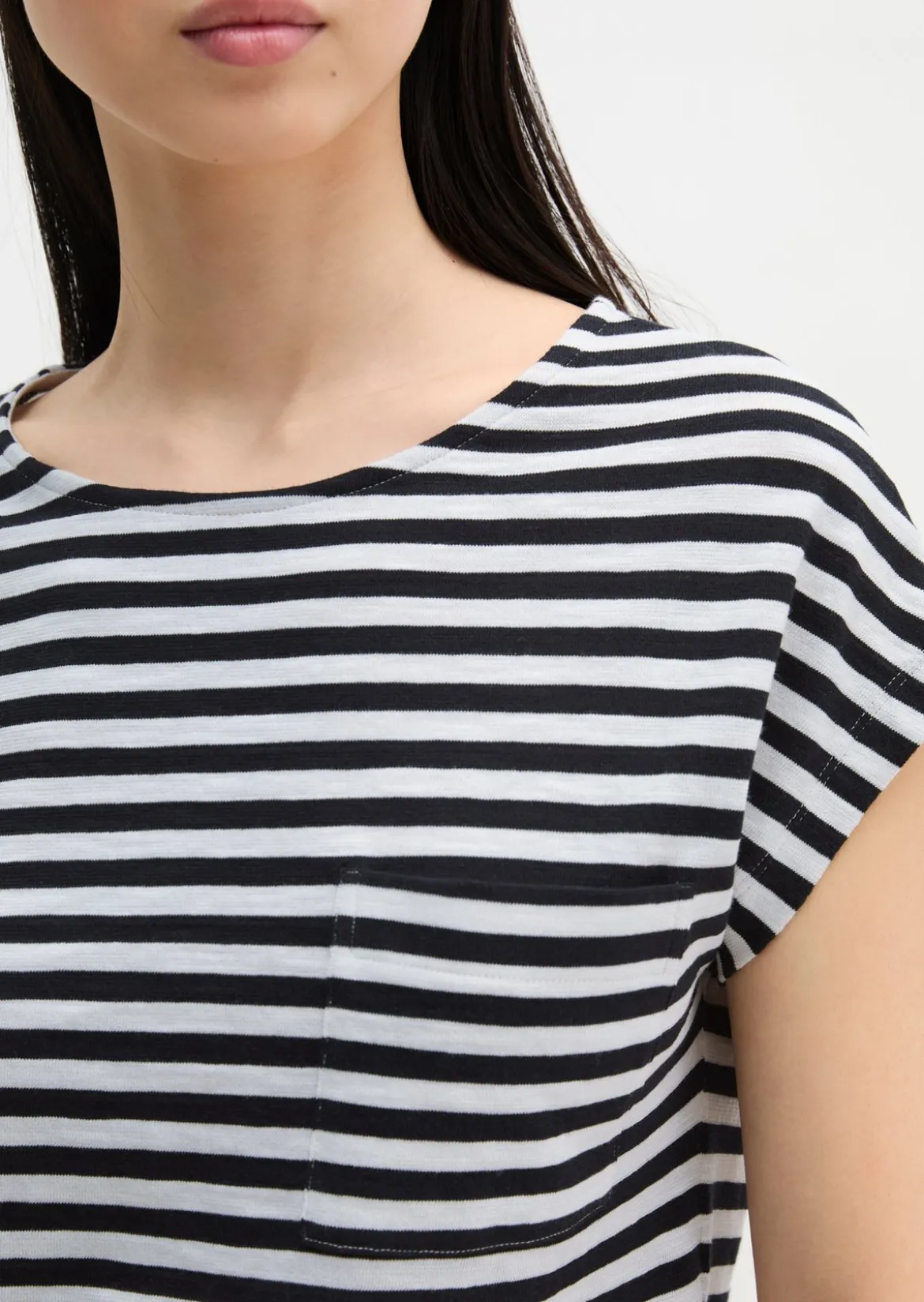 Gestreiftes T-Shirt regular aus weichem Baumwoll-Slub-Jersey