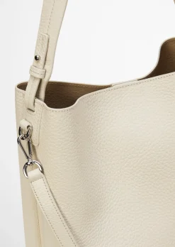 Hobo Bag medium aus genarbtem Rindleder