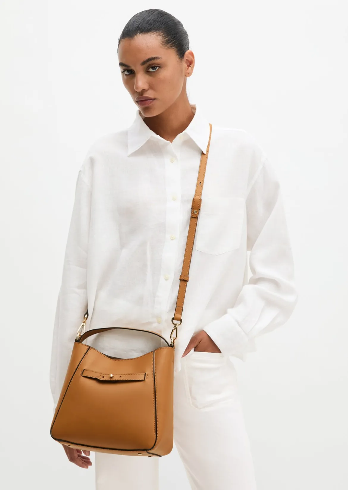 Hobo Bag small aus edlem Kalbleder
