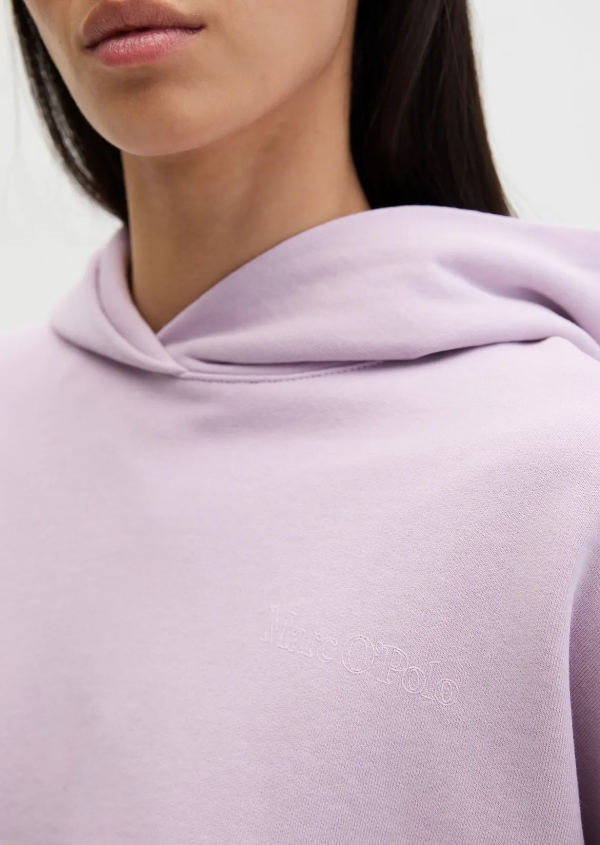 Hoodie relaxed garment-dyed mit recycelter Baumwolle
