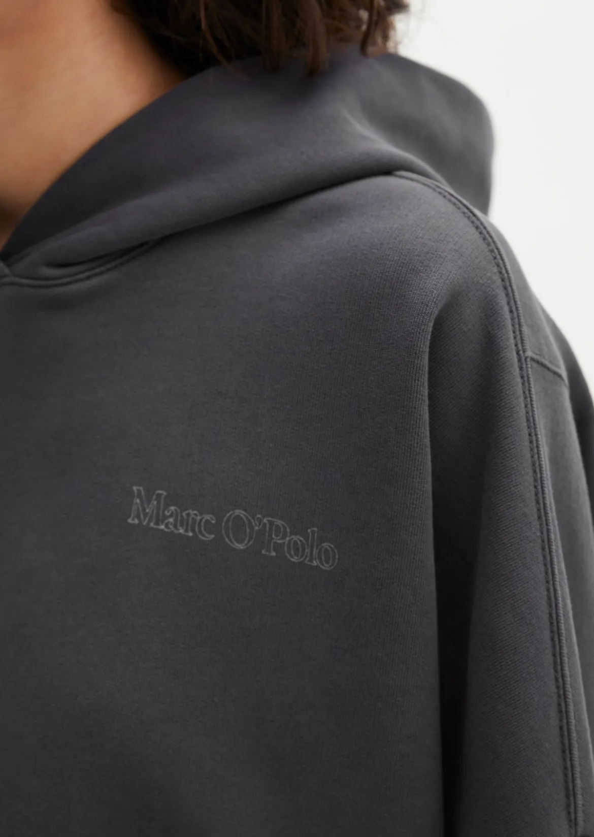 Hoodie relaxed mit recycelter Baumwolle