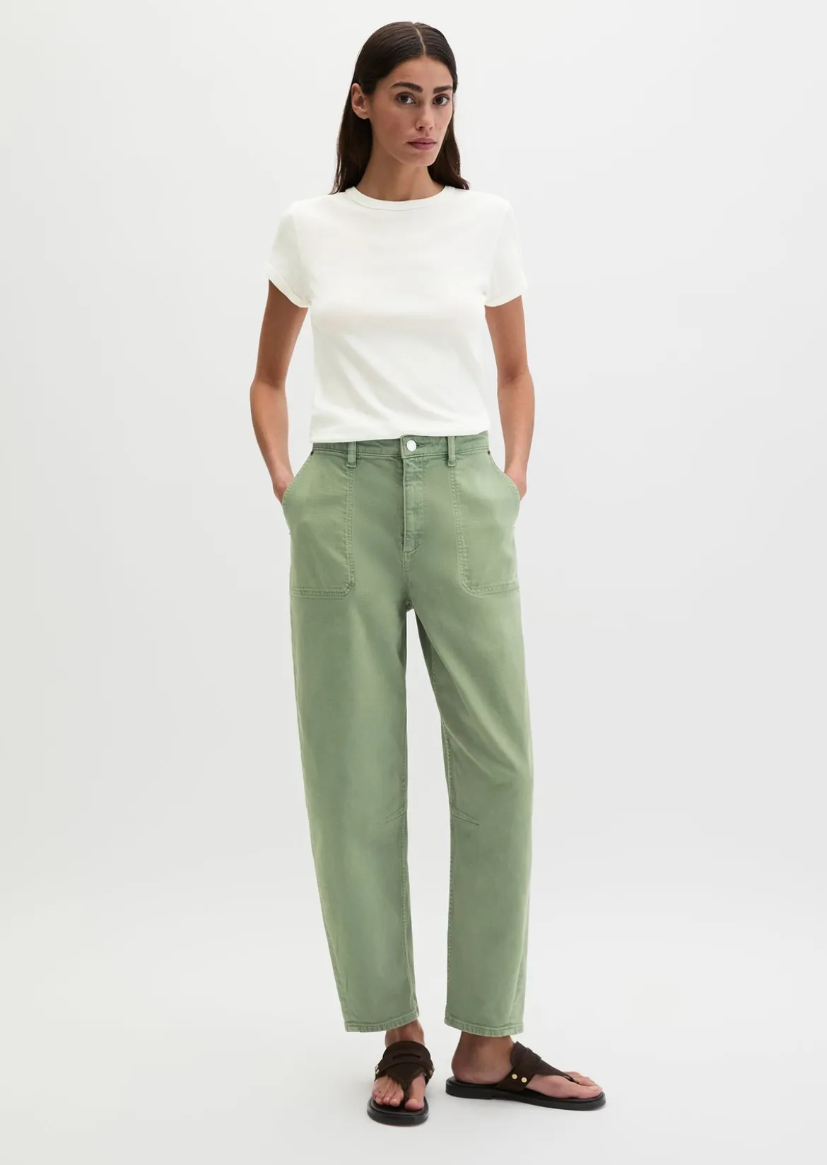 Hose Model Lara barrel cropped aus Organic Cotton Stretch