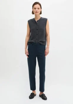 Hose Model Malin slim aus weichem Interlock-Jersey