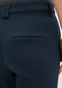 Hose Model Malin slim aus weichem Interlock-Jersey