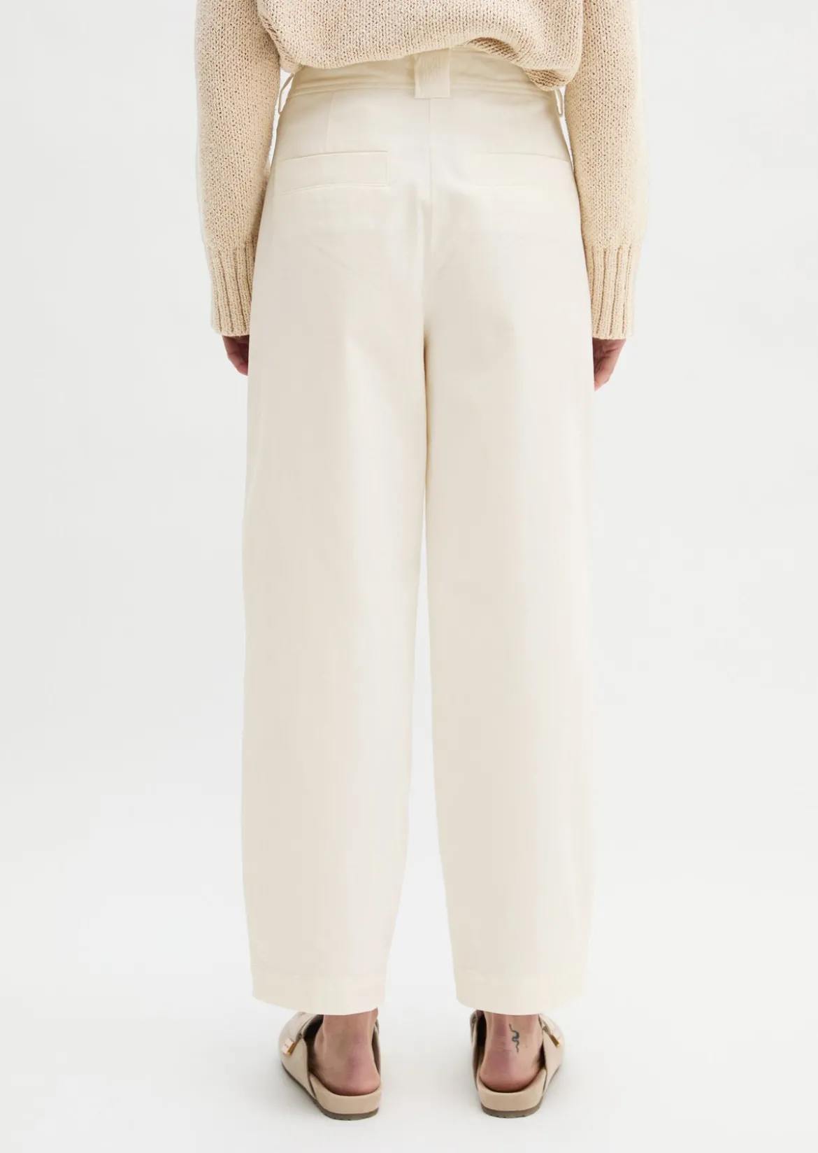 Hose Model Minu barrel aus Organic Cotton-Twill