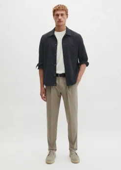 Hose Model Morot Jogger DFB Travel Collection aus leichtem Technical Wool Blend