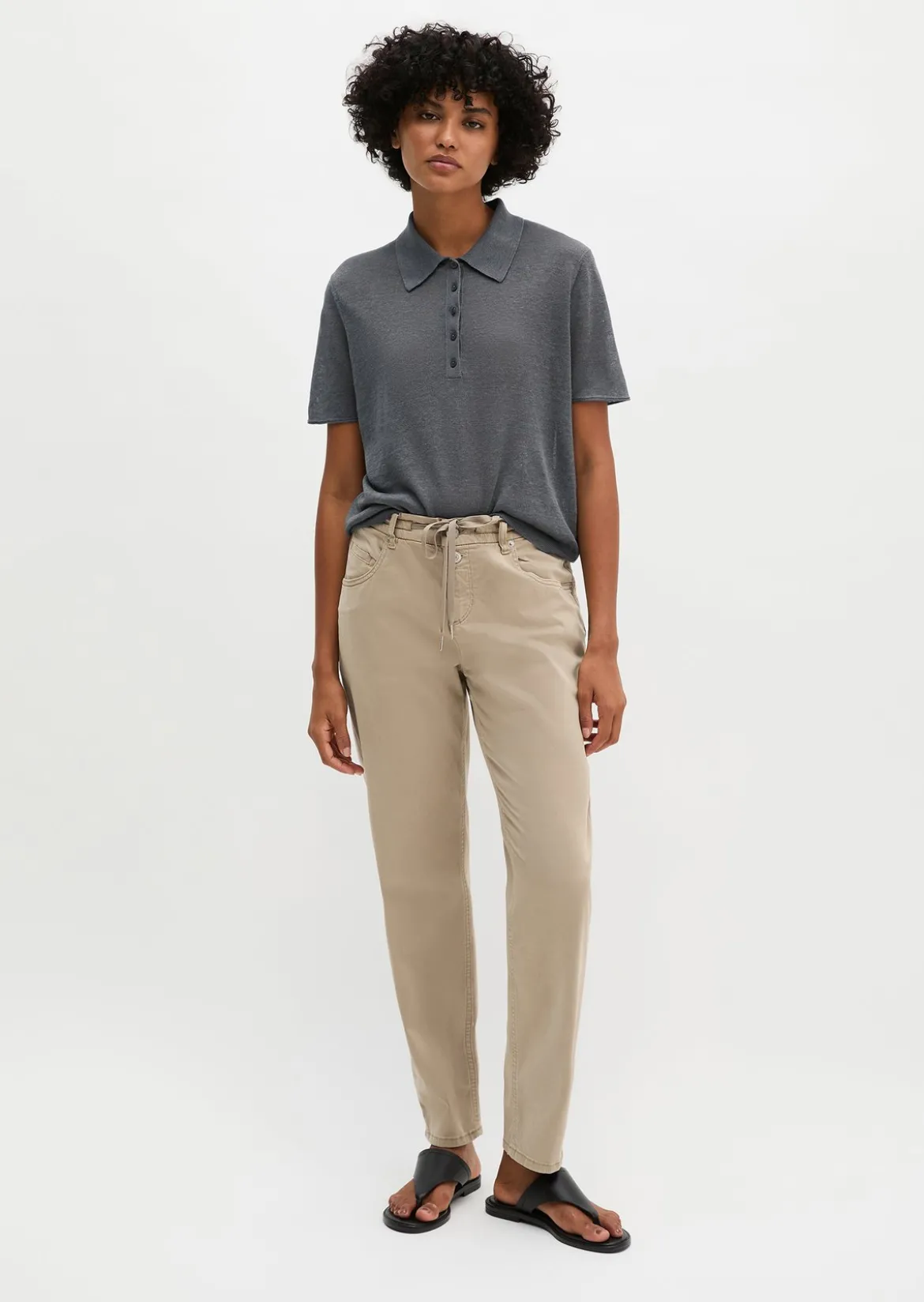 Hose Model Theda boyfriend mit TENCEL™ Lyocell