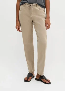 Hose Model Theda boyfriend mit TENCEL™ Lyocell