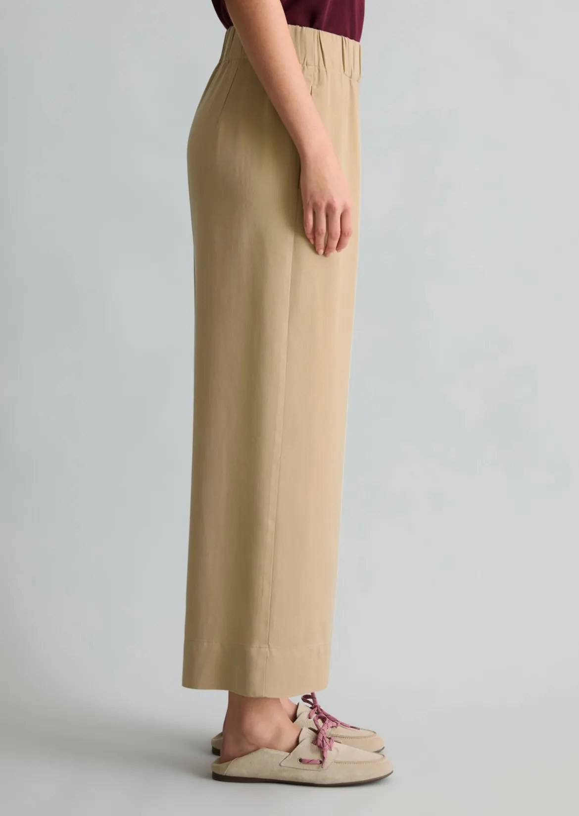 Hose relaxed aus LENZING™ Lyocell