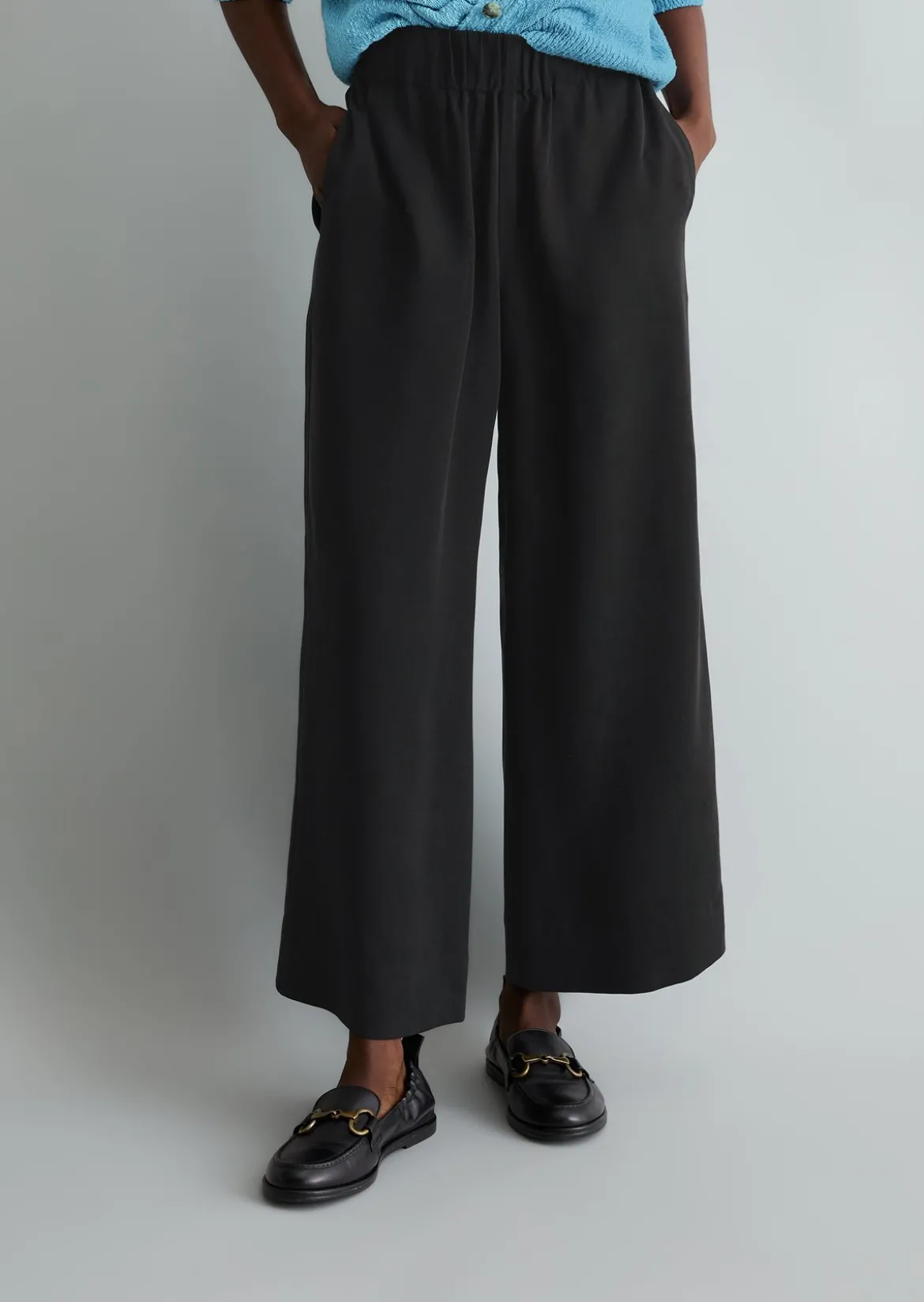 Hose relaxed aus LENZING™ Lyocell