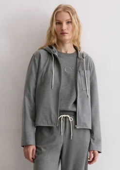 Indoor-Kapuzenjacke regular aus recyceltem Polyester und Viskose