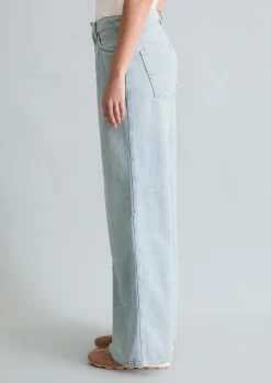Jeans Model Anjo extra wide aus Rigid Denim