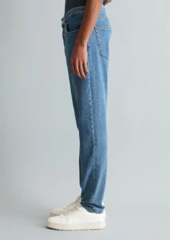 Jeans Model Aric tapered aus Bio-Baumwoll-Mix