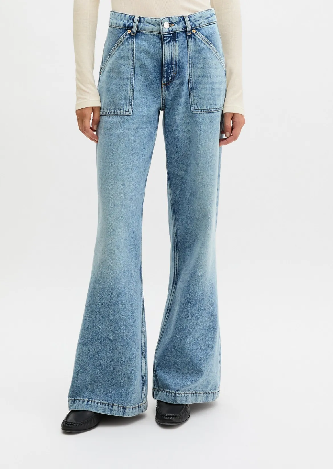 Jeans Model Caya flared aus reiner Baumwolle