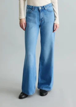 Jeans Model Grethe loose flared aus Lyocell-Mix ohne Stretch