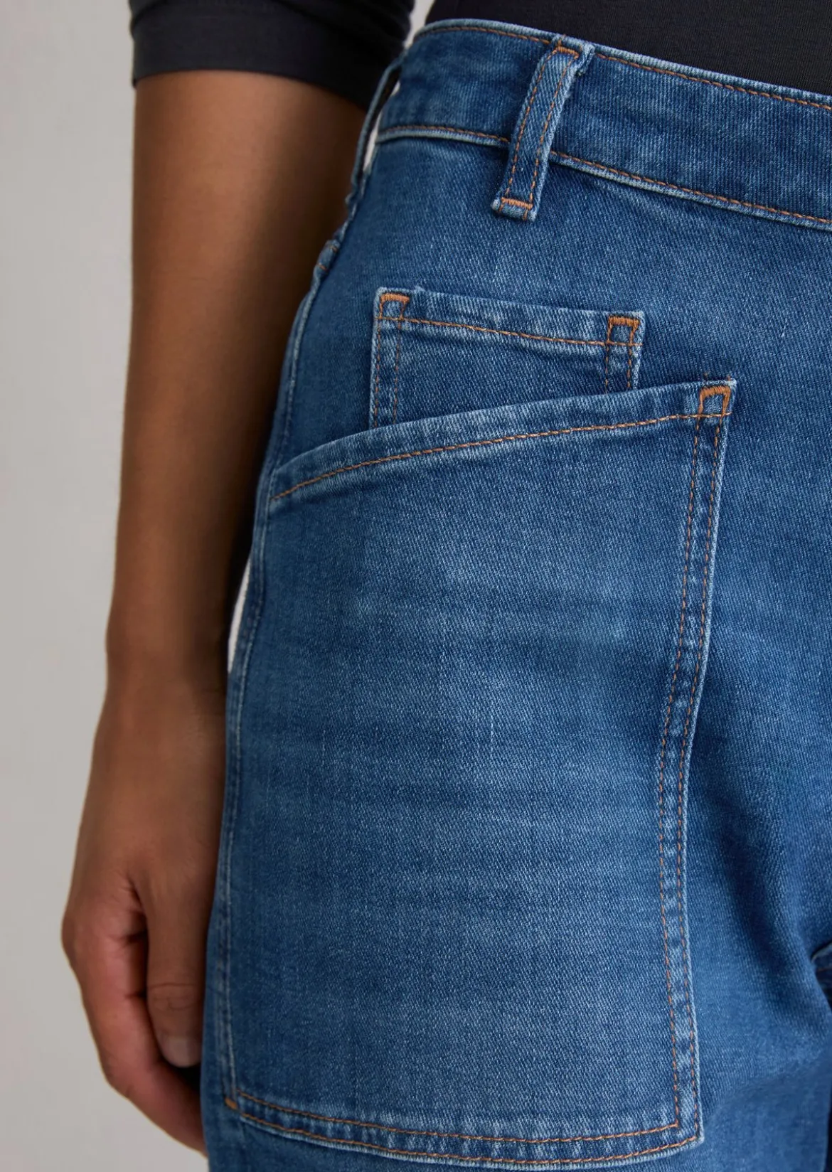 Jeans Model Iva boyfriend cropped aus softem Cashmere Touch Denim