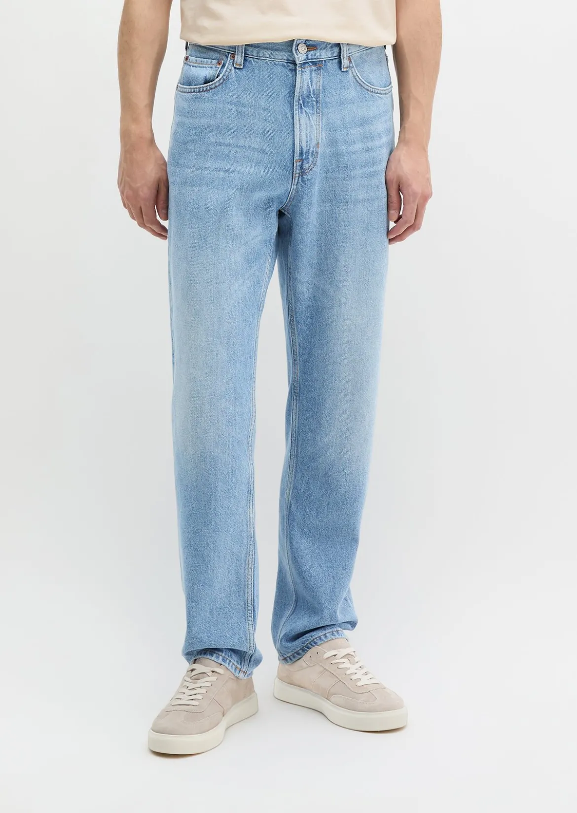 Jeans Model Kalmo straight aus besonders weichem TENCEL™ Lyocell, Leinen und Bio-Baumwolle