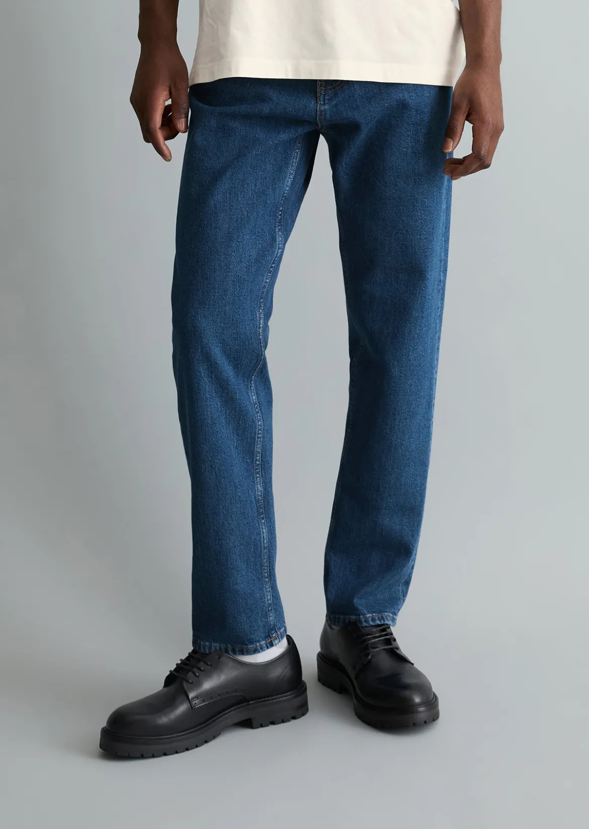Jeans Model Linus tapered aus Bio-Baumwoll-Mix
