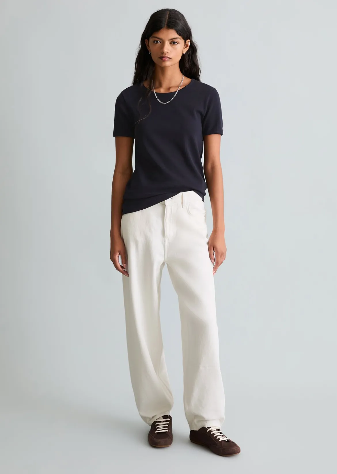 Jeans Model Stine barrel cropped aus Rigid Denim