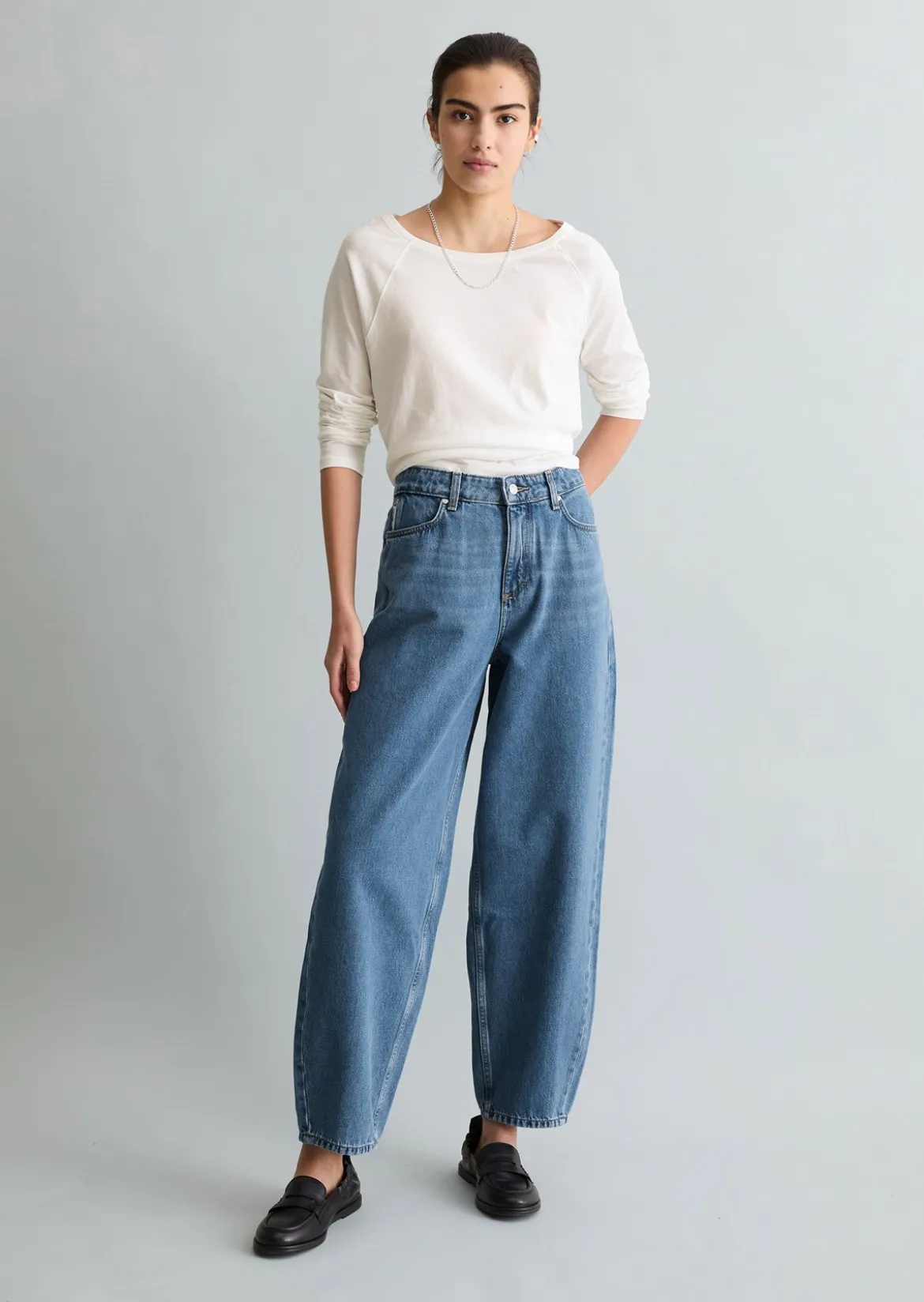 Jeans Model Stine relaxed barrel cropped aus reiner Baumwolle