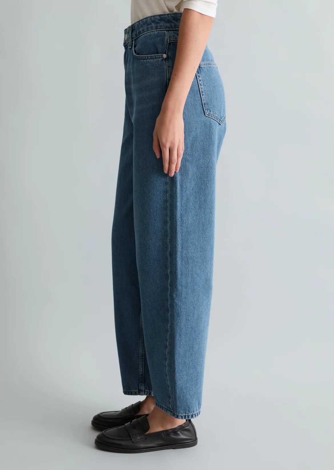 Jeans Model Stine relaxed barrel cropped aus reiner Baumwolle